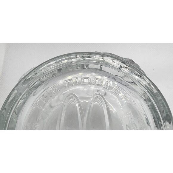 MUG/CUP-BATMAN FOREVER-THE RIDDLER-McDonalds-Clear Glass-Embossed-1995 - Picture 5 of 6